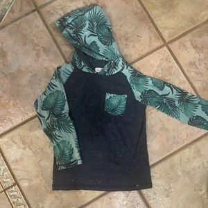 Long sleeve hooded shirt